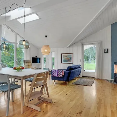 Beautiful In With Kitchen *