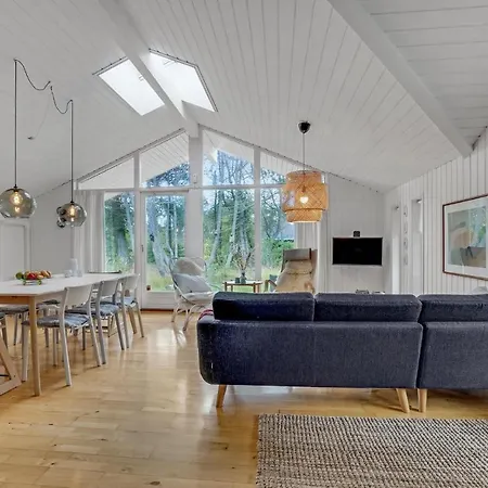Beautiful In With Kitchen